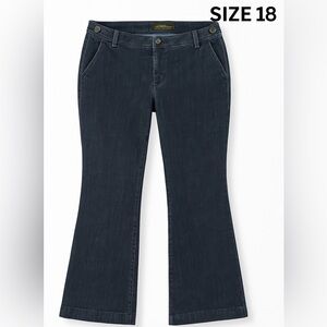 Eddie Bauer Dark Blue Flare Jeans Size 18 Mid Rise Excellent Condition